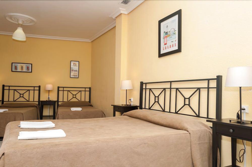 Perez Montilla Pensjonat 2*